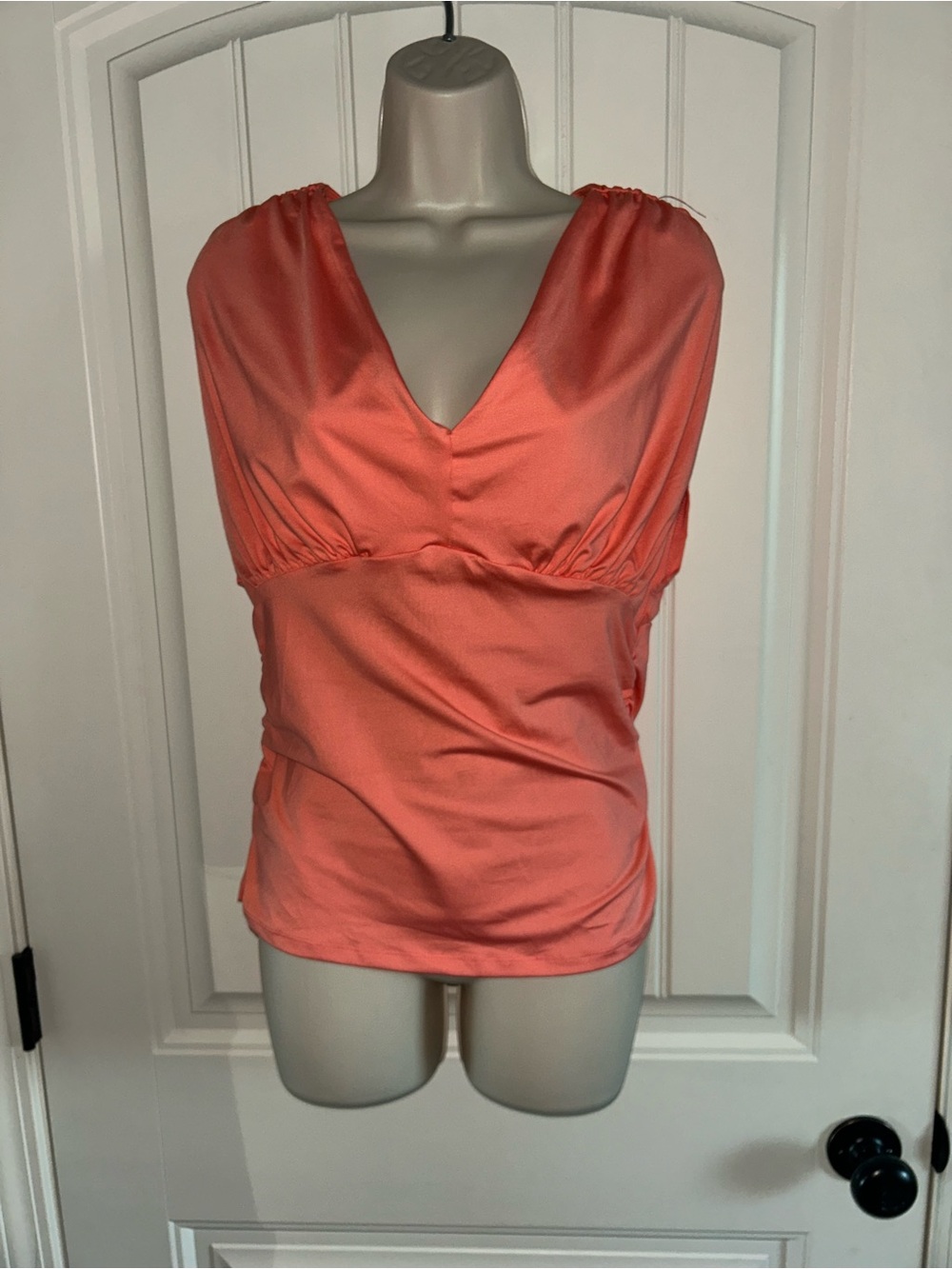 NEW Boston Proper Coral V-Neck Sleeveless Blouse Ruched Sides Sz M